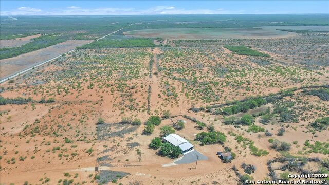 Listing photo id 26 for 1582 County Road 3700