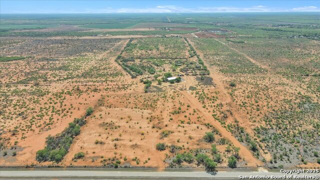 Listing photo id 30 for 1582 County Road 3700