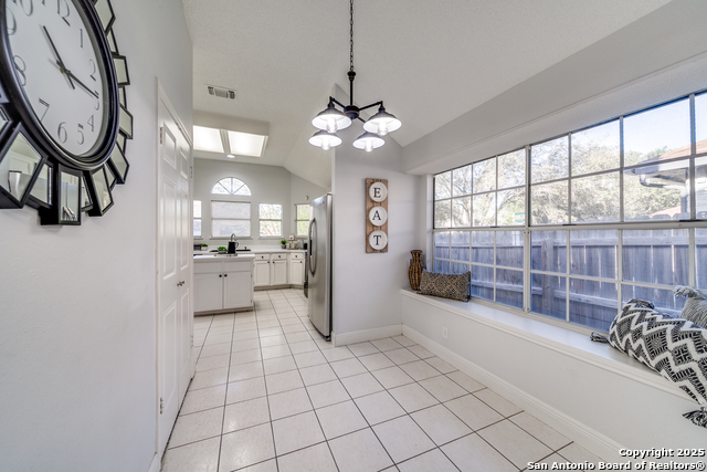 Image 10 of 25 For 5207 Pine Lake Dr