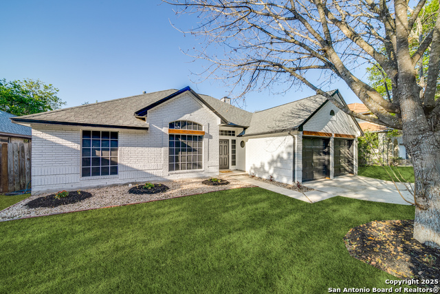 Image 2 of 25 For 5207 Pine Lake Dr