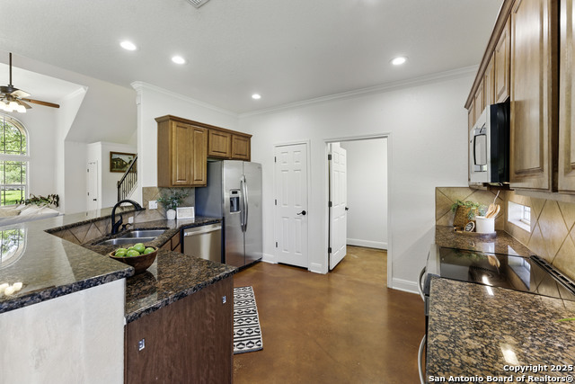 Image 10 of 52 For 1739 Mountain Springs