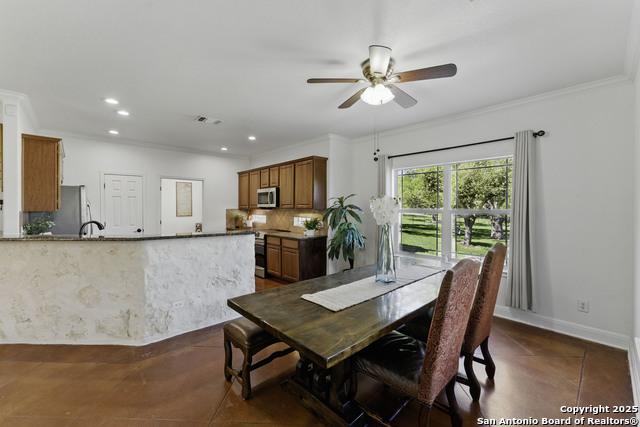 Image 13 of 52 For 1739 Mountain Springs