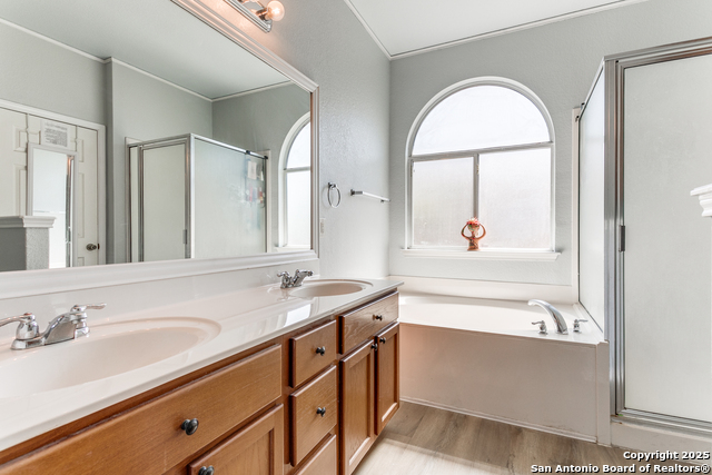 Image 16 of 18 For 626 Calhoun  