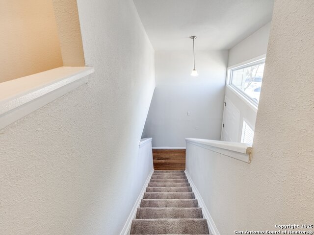 Image 22 of 42 For 100 Lorenz Rd  1501