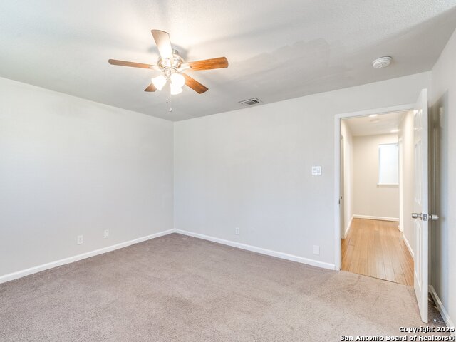 Image 32 of 42 For 100 Lorenz Rd  1501