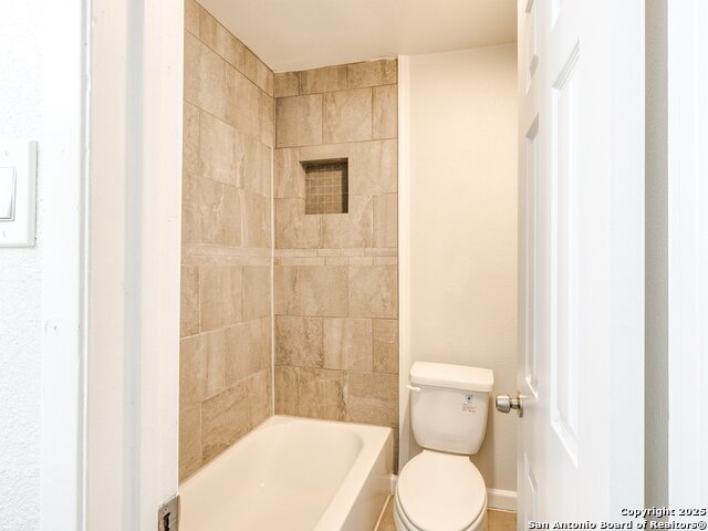 Image 34 of 42 For 100 Lorenz Rd  1501