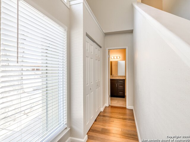 Image 7 of 42 For 100 Lorenz Rd  1501