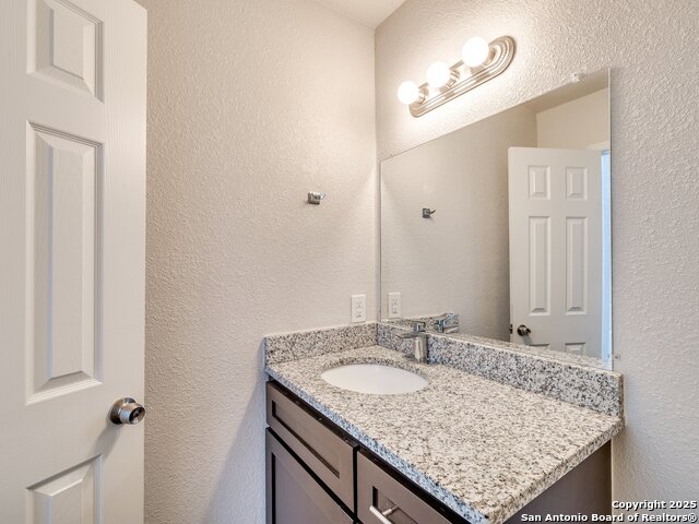 Image 8 of 42 For 100 Lorenz Rd  1501
