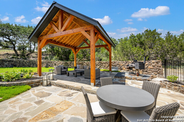 Image 47 of 49 For 324 Ridge Point