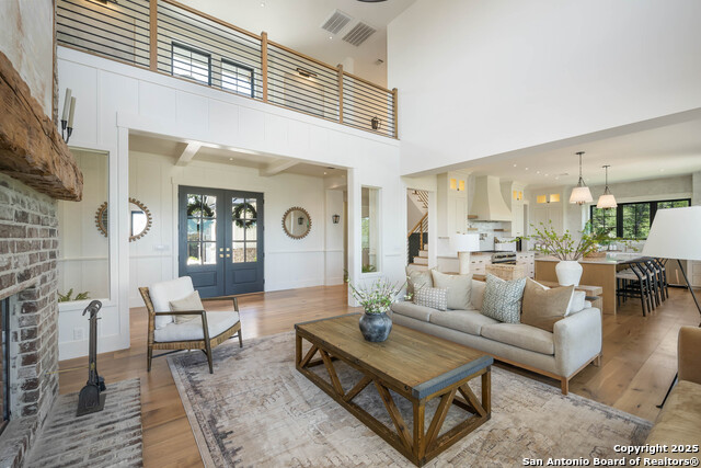 Image 9 of 49 For 324 Ridge Point