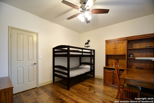 Listing photo id 23 for 215 Canyon Creek