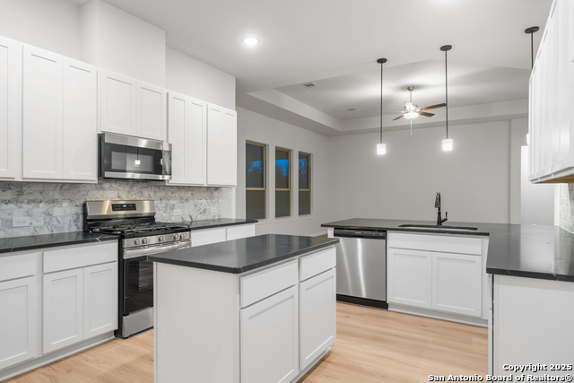 Image 11 of 29 For 21046 Jordans Ranch Way