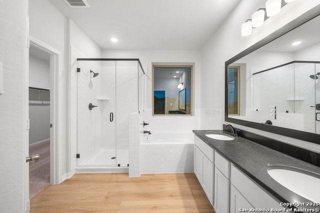 Image 17 of 29 For 21046 Jordans Ranch Way