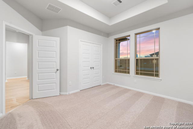 Image 20 of 29 For 21046 Jordans Ranch Way