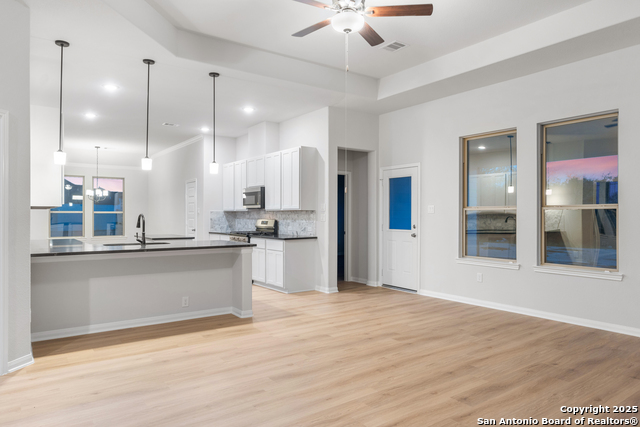 Image 6 of 29 For 21046 Jordans Ranch Way