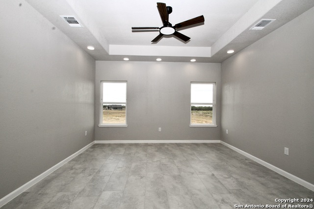 Listing photo id 11 for 176 Hidden Ranch Ct