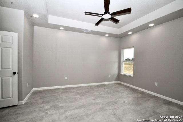 Listing photo id 16 for 176 Hidden Ranch Ct