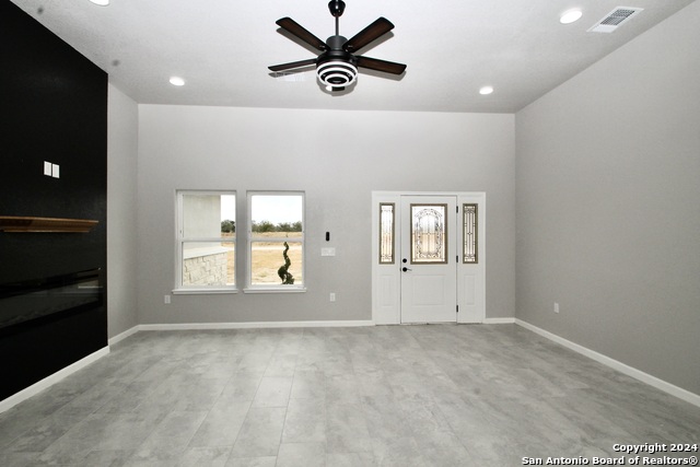 Listing photo id 4 for 176 Hidden Ranch Ct