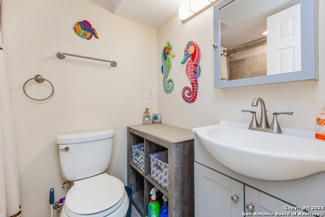 Listing photo id 13 for 71 Nassau W 302