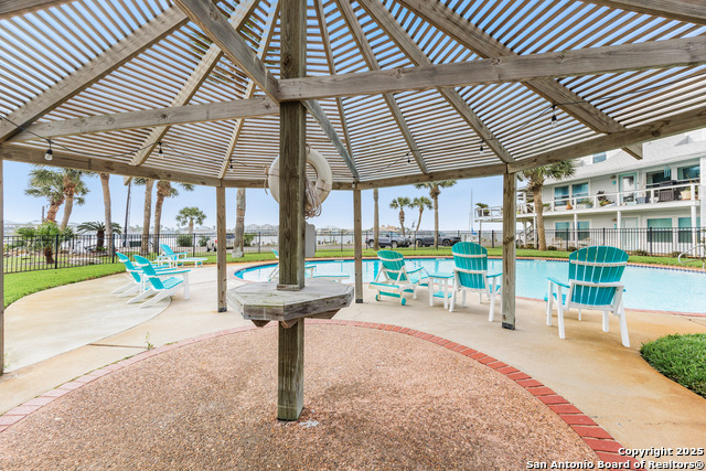 Listing photo id 28 for 71 Nassau W 302