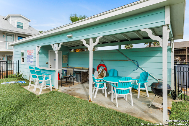 Listing photo id 29 for 71 Nassau W 302