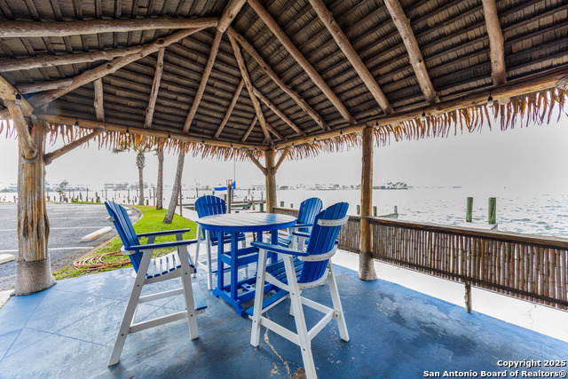 Listing photo id 33 for 71 Nassau W 302