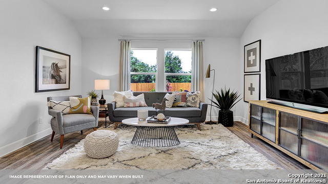 Listing photo id 18 for 903 Prince Albert