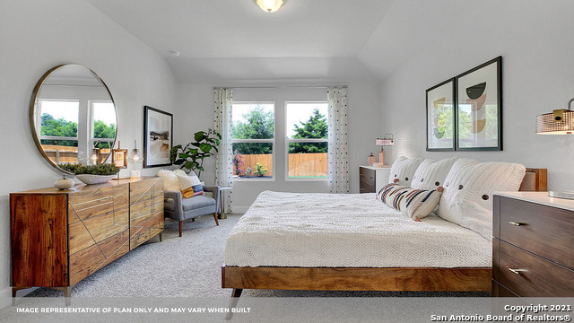 Listing photo id 20 for 903 Prince Albert