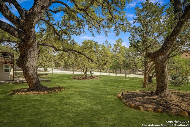 Listing photo id 20 for 471 Edge Hill