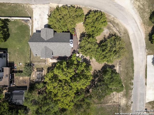 Listing photo id 25 for 471 Edge Hill