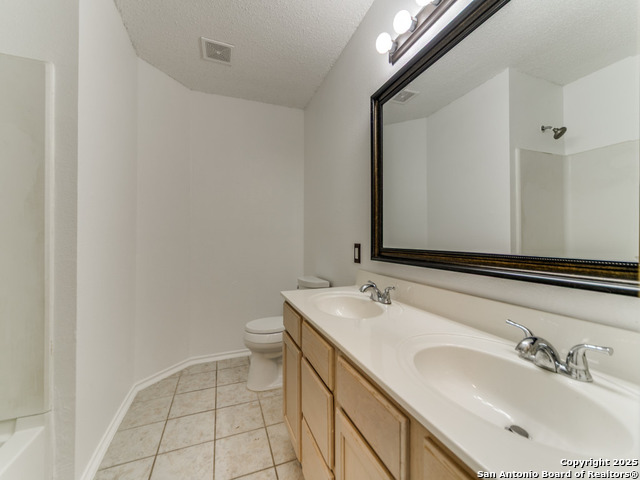 Image 21 of 29 For 18735 Redriver Trl