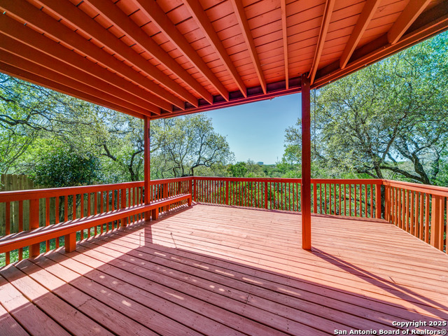 Image 24 of 29 For 18735 Redriver Trl