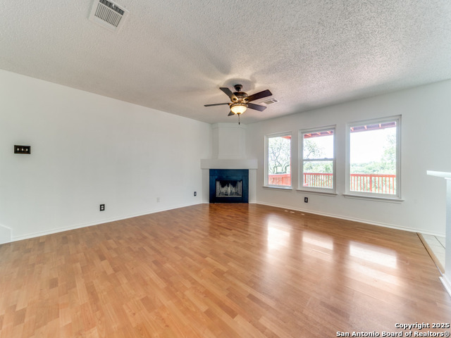 Image 5 of 29 For 18735 Redriver Trl