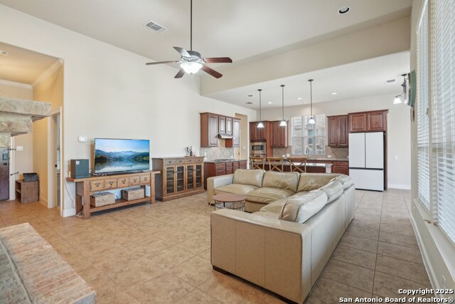 Image 7 of 50 For 20214 Ashford Vista