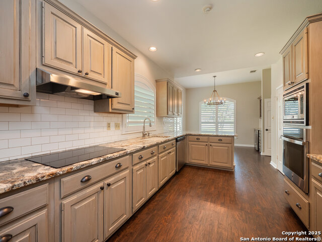Image 11 of 42 For 29602 Terra Vista