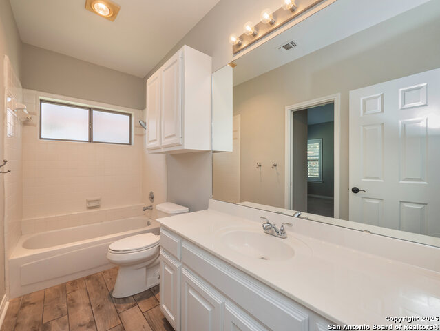 Image 28 of 42 For 29602 Terra Vista