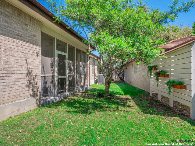 Image 33 of 42 For 29602 Terra Vista