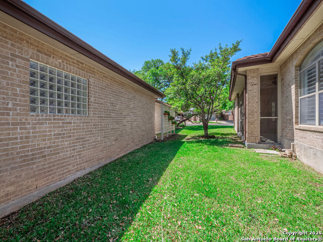 Image 35 of 42 For 29602 Terra Vista