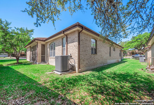 Image 36 of 42 For 29602 Terra Vista