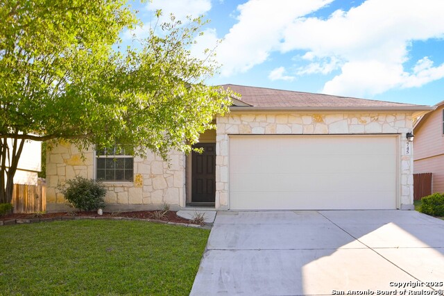 Details for 745 Hollow Ridge, Schertz, TX 78108