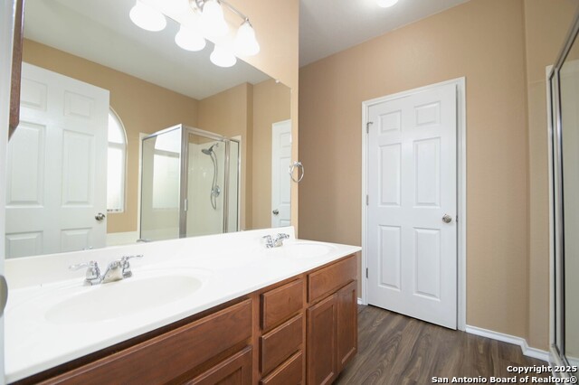 Listing photo id 7 for 745 Hollow Ridge