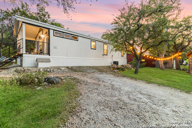 Image 10 of 57 For 191 Shallow Springs Dr