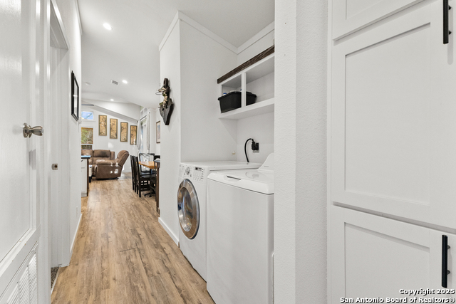 Image 23 of 57 For 191 Shallow Springs Dr