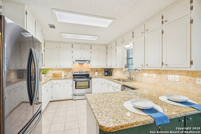 Image 13 of 35 For 430 Marymont Dr