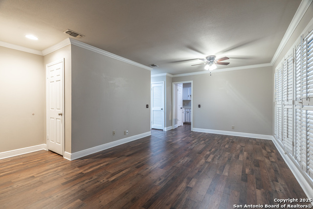 Image 8 of 28 For 165 Rampart W 805