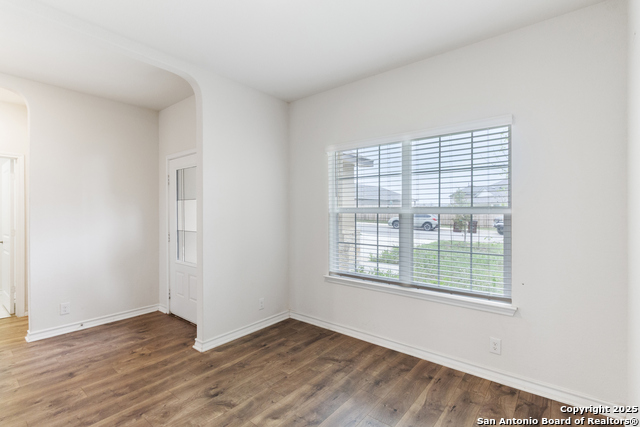 Listing photo id 1 for 13118 Whisper Bend