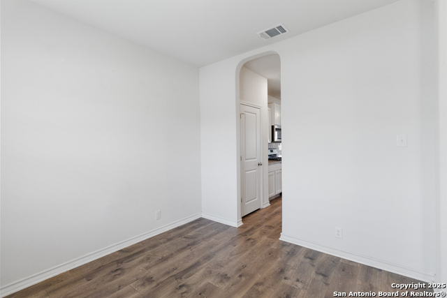 Listing photo id 2 for 13118 Whisper Bend