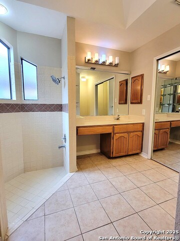 Image 11 of 21 For 9211 Horse Heath