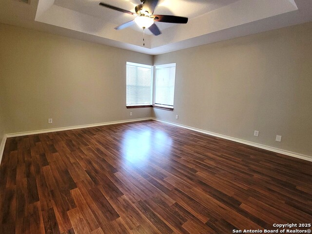 Image 9 of 21 For 9211 Horse Heath