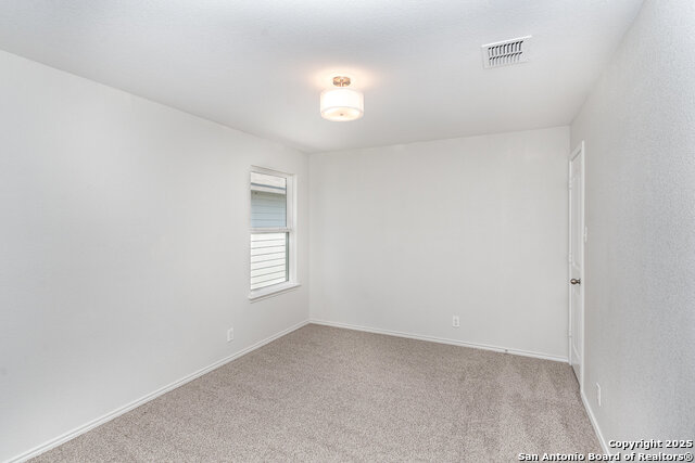 Image 17 of 27 For 8322 Hudson Holw